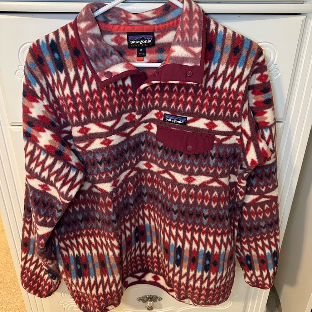 Patagonia Red and Cream Patterned Snap-T Fleece